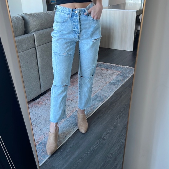 Distressed Mom Jeans - Picture 1 of 9